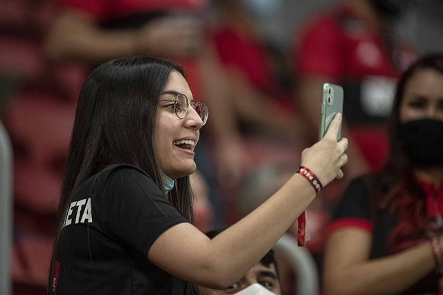 传球和跑动 传球和跑动